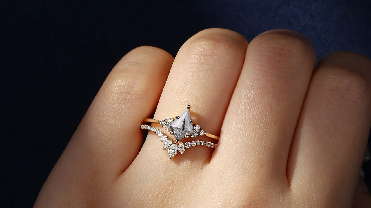 Creating Unique Love Stories with StarlandUS Salt and Pepper Diamonds